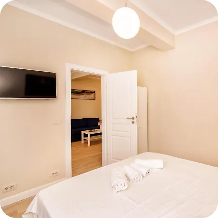 Διαμέρισμα Aquarium 7 *